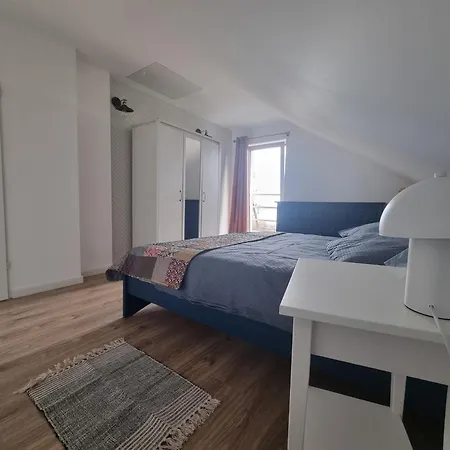 Nad Zalewem Apartment Sulomino